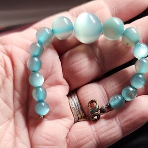 Elegant Blue Beaded Bracelet